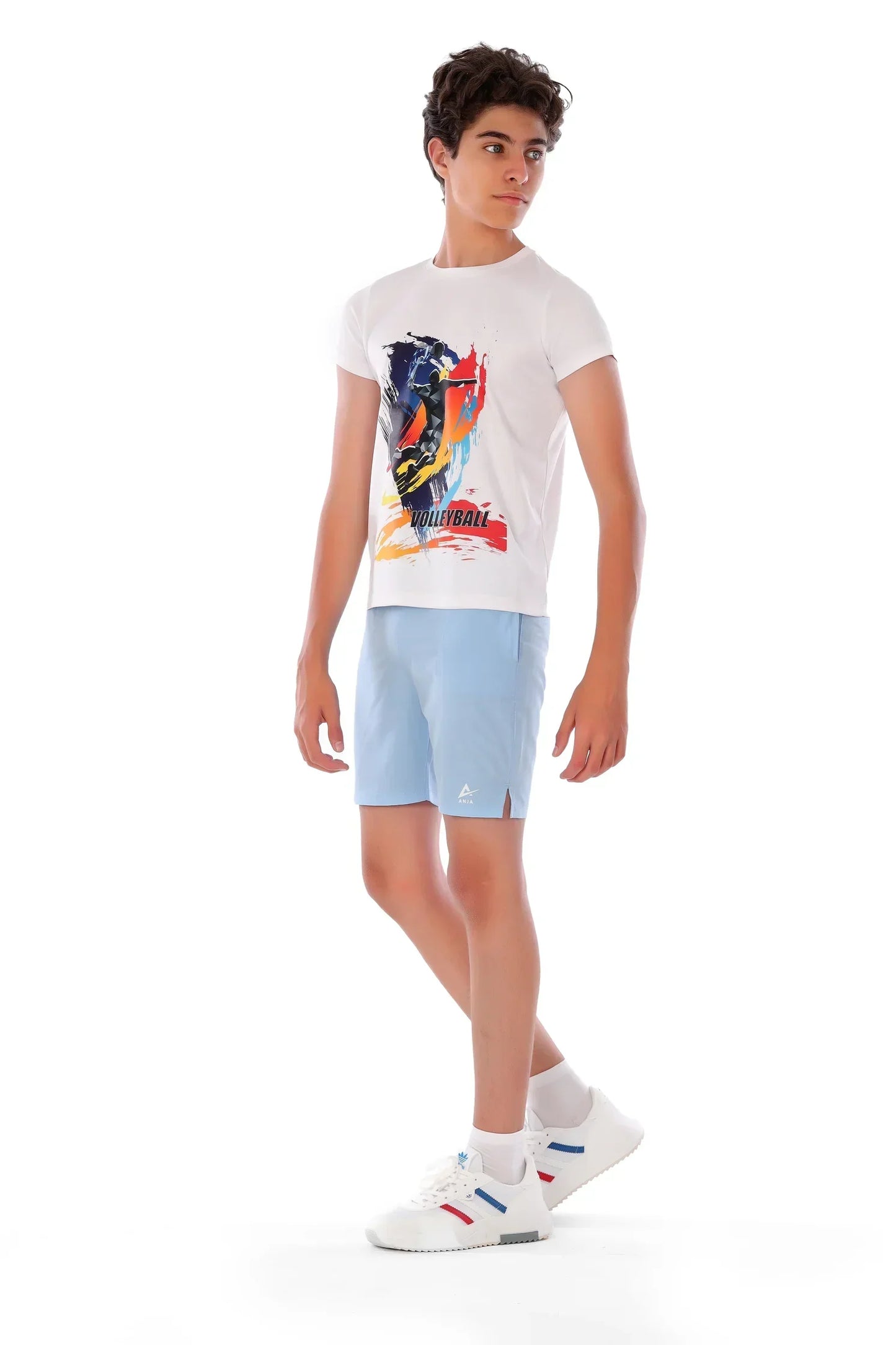 تي شيرت أبيض للأولاد برسومات كرة طائرة - قميص رياضي