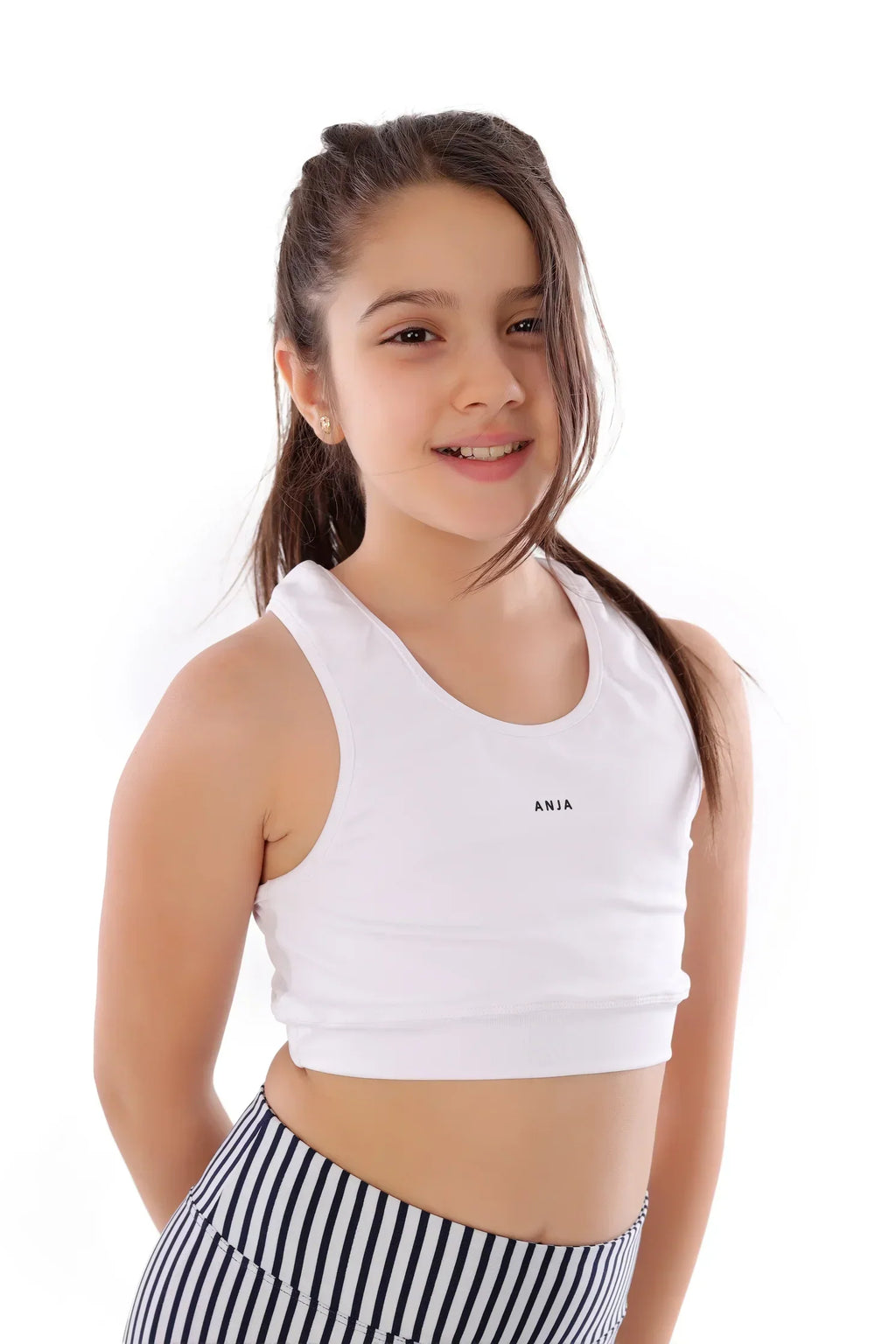 Girls Racerback Sports Bra â€“ Sporty bra | ANJA Sportswear